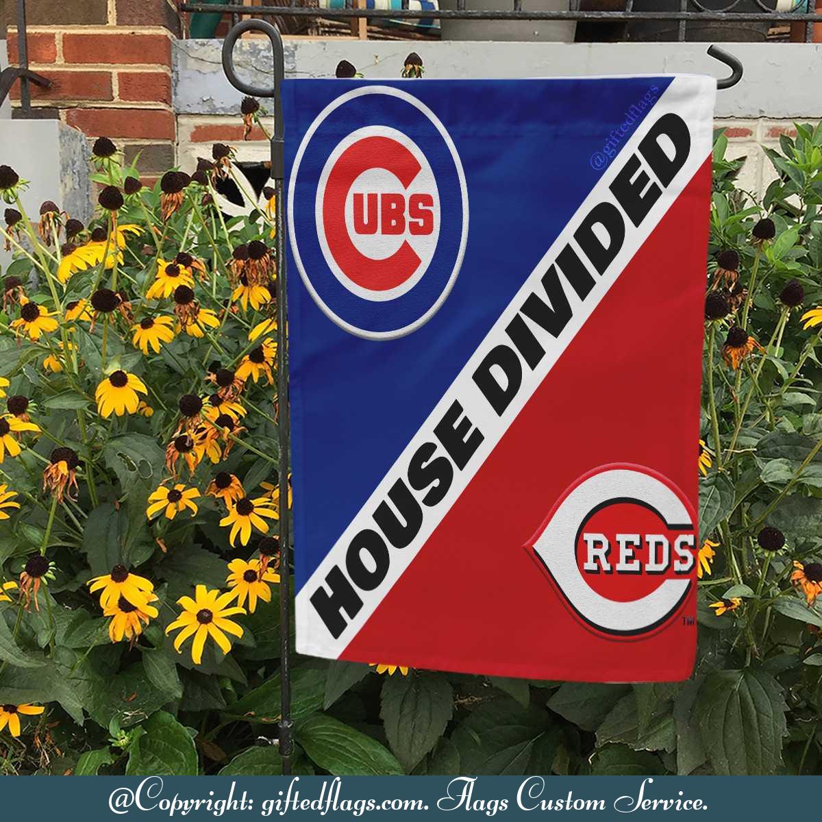 Chicago Cubs vs. Cincinnati Reds House Divided Flag, Cubs House Divided Flag