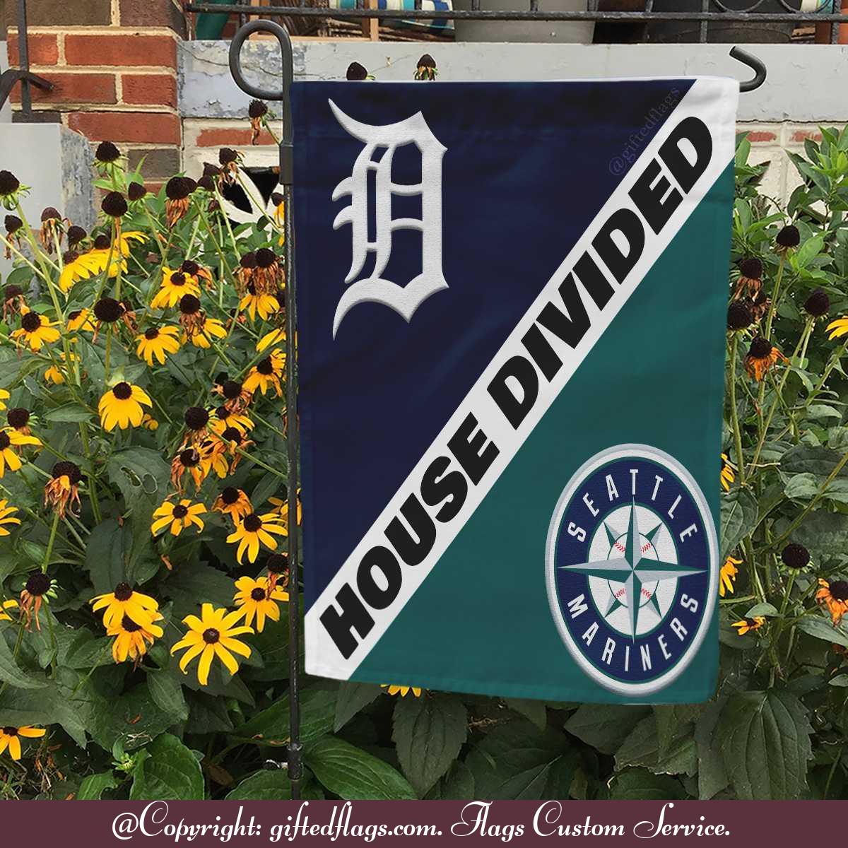 Detroit Tigers vs. Seattle Mariners House Divided Flag, Tigers House Divided Flag