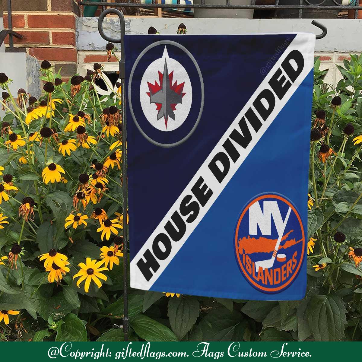 Winnipeg Jets vs. New York Islanders House Divided Flag, Jets House Divided Flag