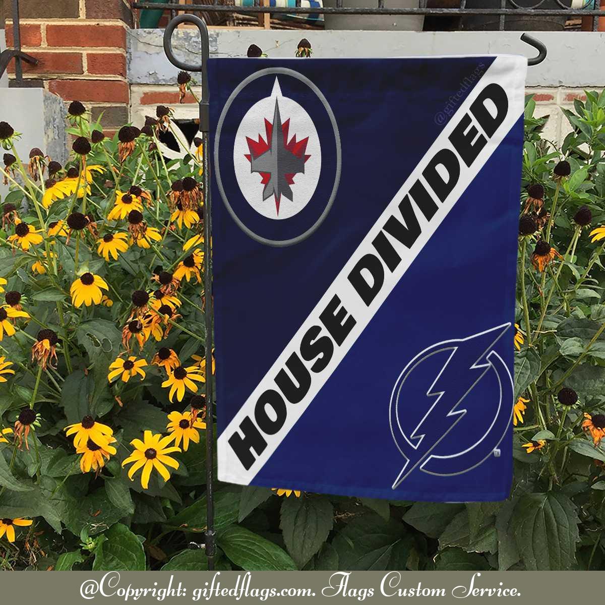 Winnipeg Jets vs. Tampa Bay Lightning House Divided Flag, Jets House Divided Flag